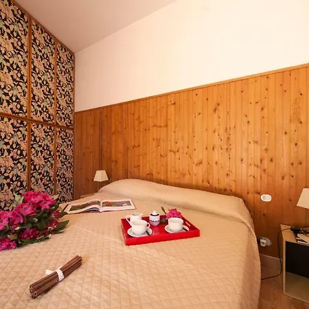 Appartement Rododendro Rosso *